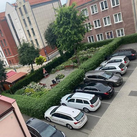 グダニスクApartament West - Targ Rybnyアパートメント エクステリア 写真